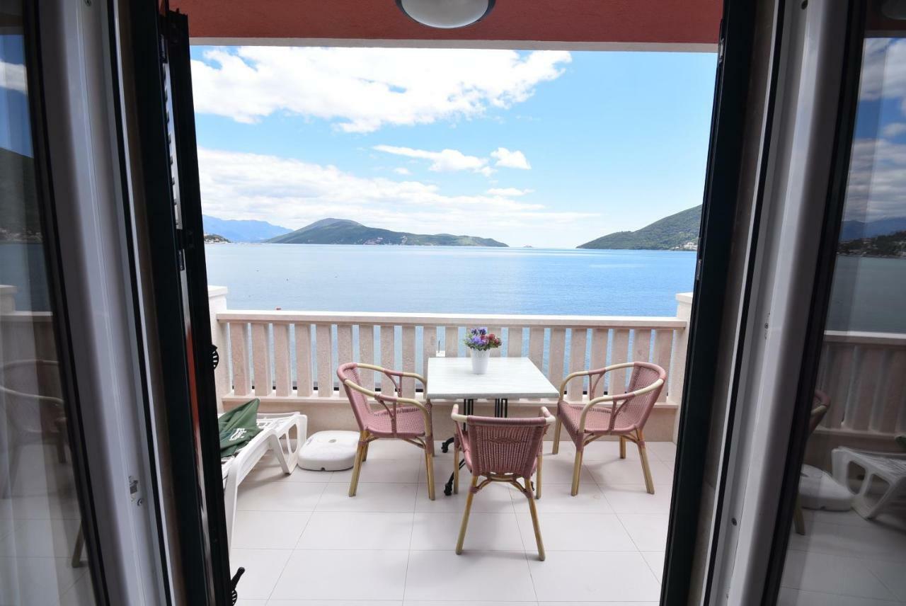 Grifone Coastline Herceg Novi Exterior foto