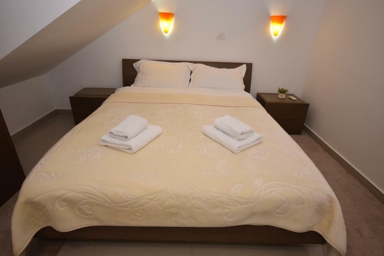 Grifone Coastline Herceg Novi Exterior foto
