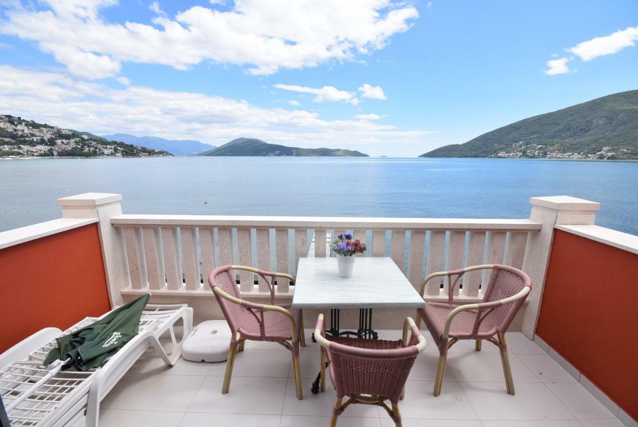 Grifone Coastline Herceg Novi Exterior foto