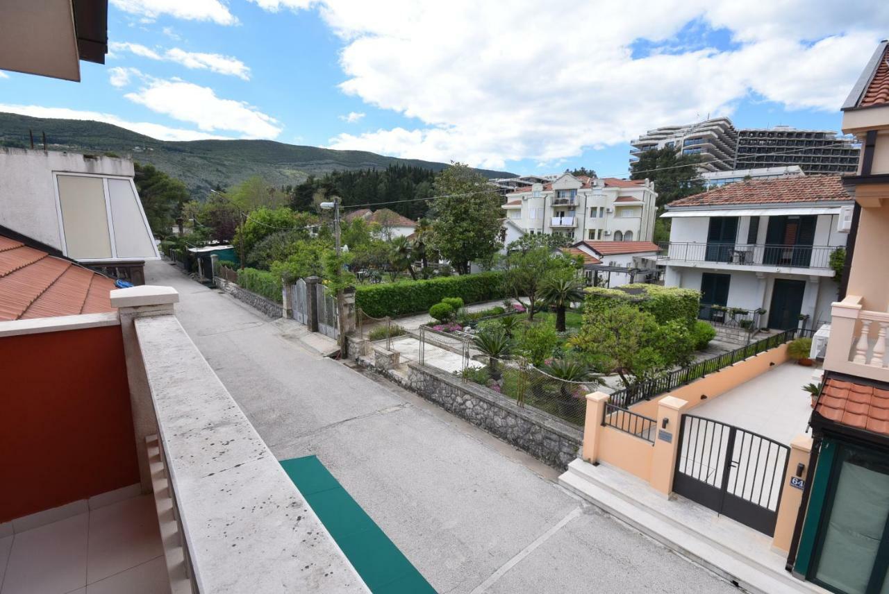 Grifone Coastline Herceg Novi Exterior foto